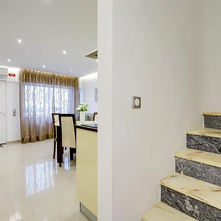 Casa Maguy - Terrace & Seaview Tatil Evi *