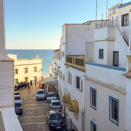 Дом отдыха Casa Maguy - Terrace & Seaview Албуфейра